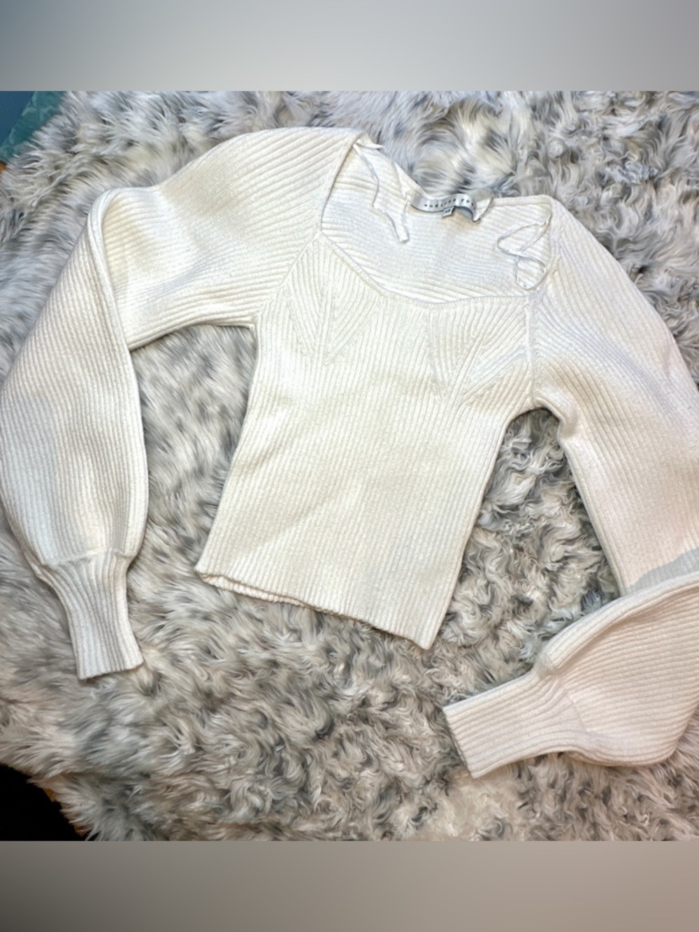 White Ribbed Sweater Puff Sleeve Square Neck NWOT XS Cozy Cute Spring Style
